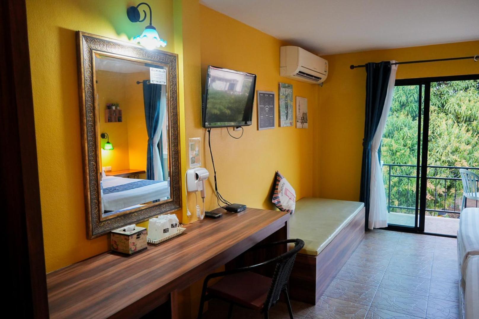 The Castello Resort Koh Larn Phòng bức ảnh