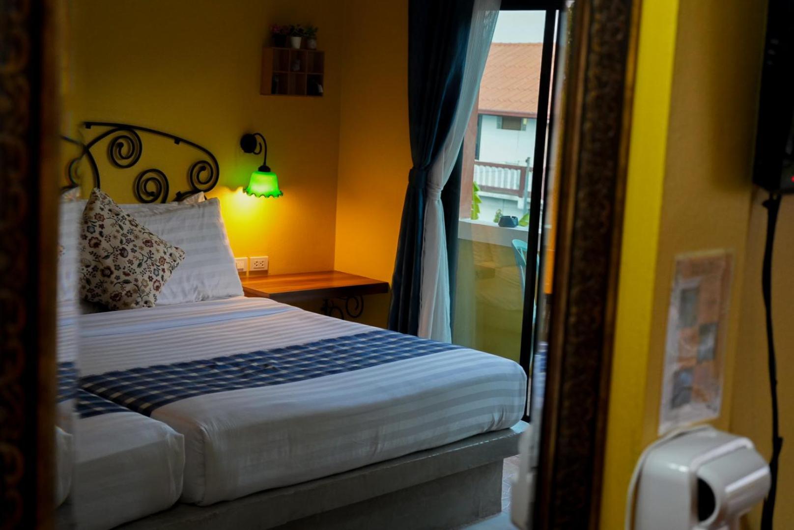 The Castello Resort Koh Larn Phòng bức ảnh